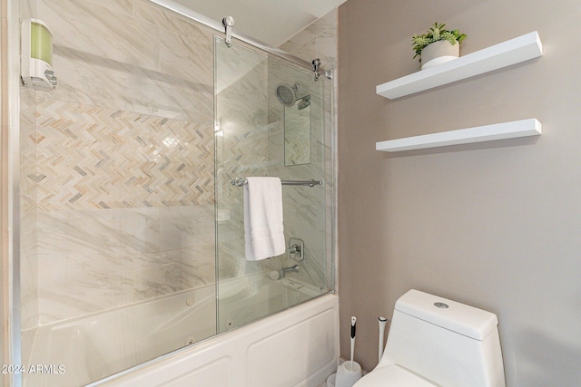 full bath with enclosed tub / shower combo and toilet