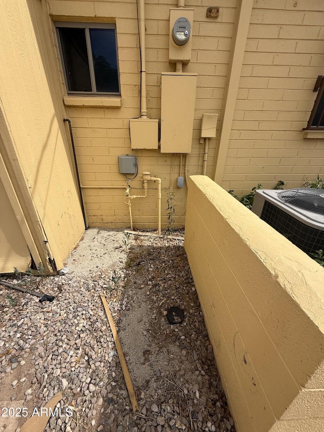 9054 E Crescent Ave, Mesa, AZ 85208 - view of side of home featuring cooling unit