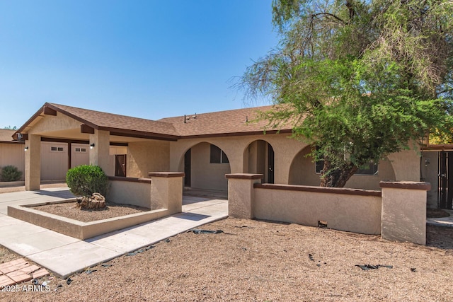 7340 W Meadowbrook Ave, Phoenix, AZ 85033 - ranch-style house with stucco siding and a fenced front yard