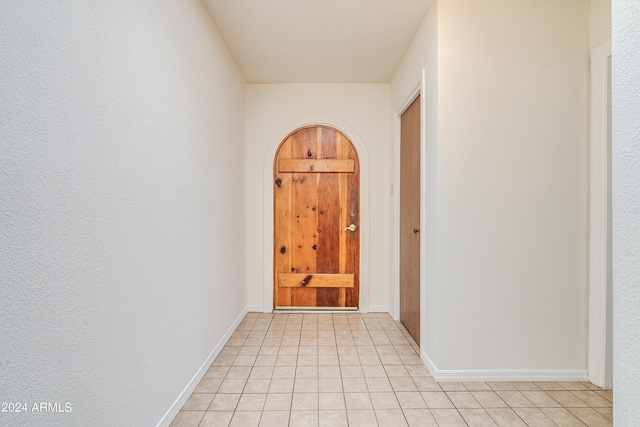 view of tiled foyer entrance