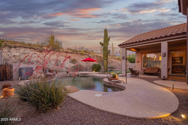 4615 S Primrose Dr, Gold Canyon, AZ 85118 - view of swimming pool with fence, a fenced in pool, an outdoor living space, and a patio area