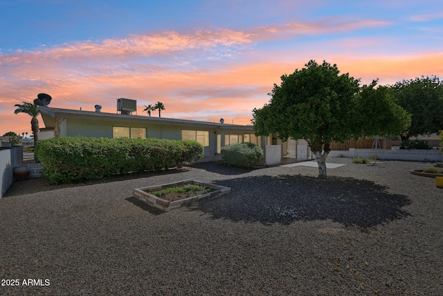 11044 W Cheryl Dr, Sun City, AZ 85351 - view of front facade featuring fence