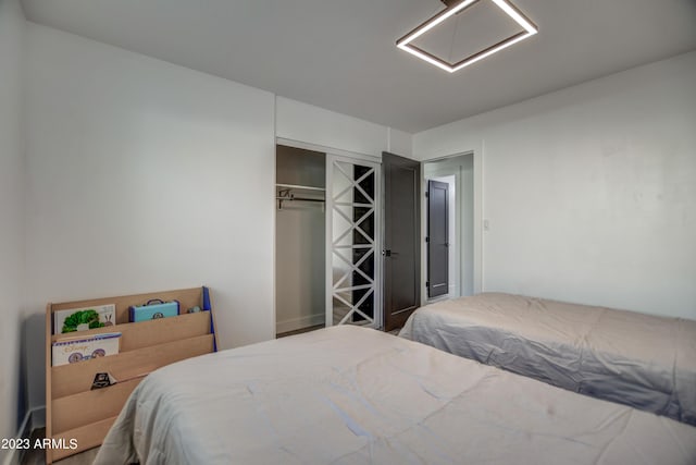 bedroom featuring a closet