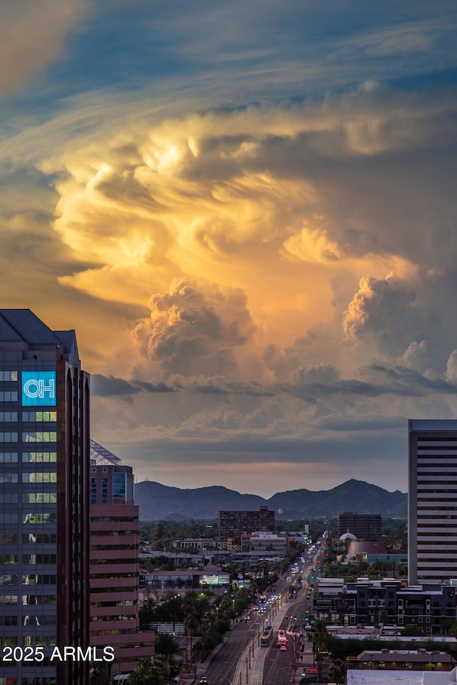 1 E Lexington Ave Unit 1209, Phoenix, AZ 85012 - view of mountain background with nearby urban area
