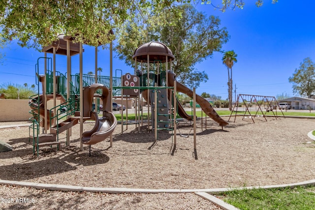 423 W Phoenix Ave, Eloy, AZ 85131 - view of community jungle gym