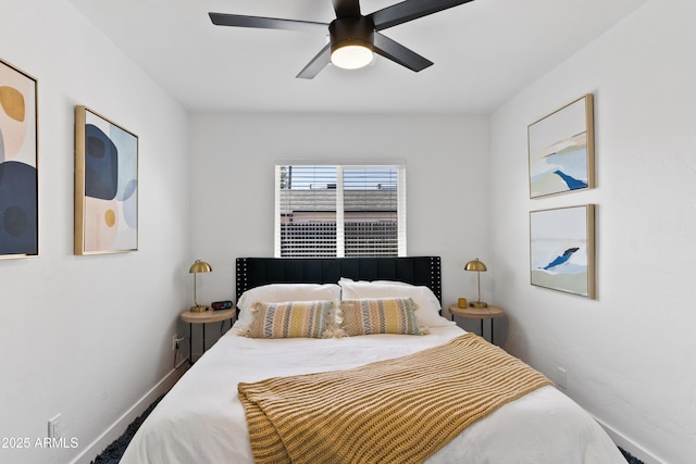 bedroom with ceiling fan