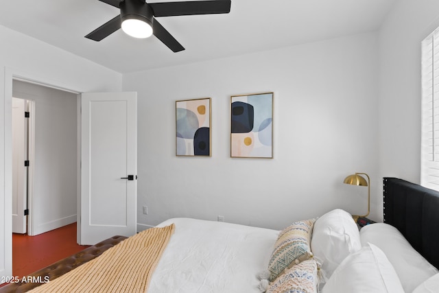 bedroom featuring ceiling fan