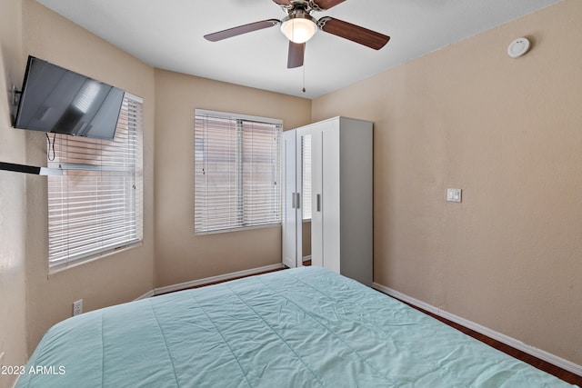 unfurnished bedroom with ceiling fan