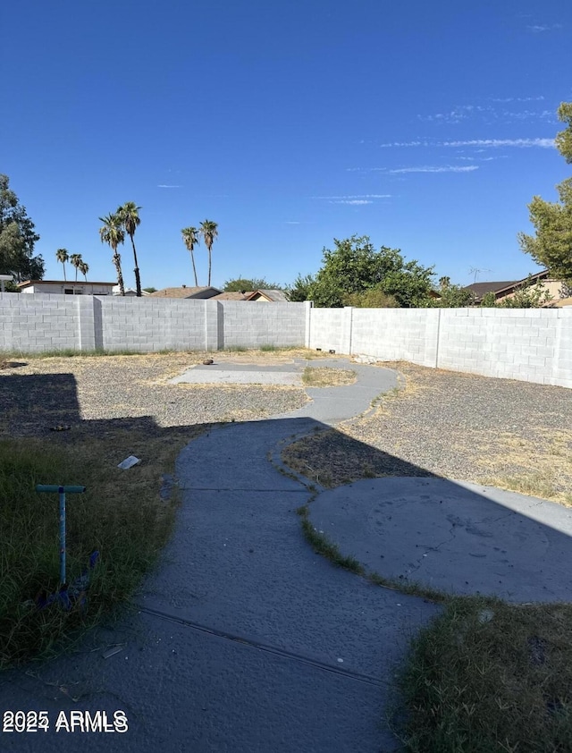 18828 N 17th Dr, Phoenix, AZ 85027 - view of yard featuring a fenced backyard and a patio area