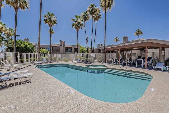 205 N 74th St Unit 261, Mesa, AZ 85207 - community pool featuring a community hot tub and a patio area