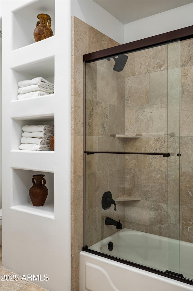 7025 E Ashler Hills Dr, Scottsdale, AZ 85266 - full bath with combined bath / shower with glass door