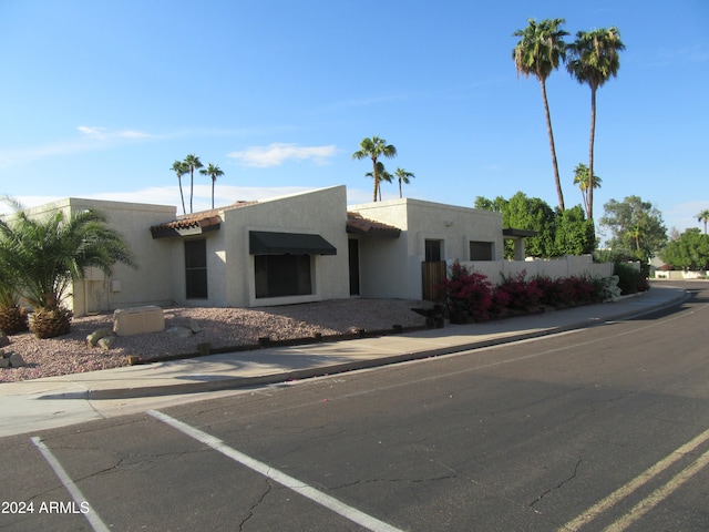 view of front of home