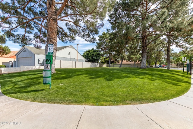 10244 N 65th Ln, Glendale, AZ 85302 - view of yard featuring a dog friendly area