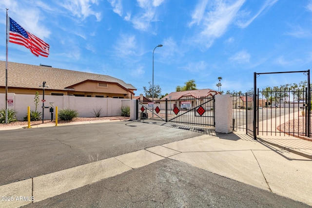 10244 N 65th Ln, Glendale, AZ 85302 - gate featuring fence and a residential view