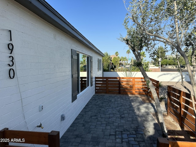 1930 W Missouri Ave, Phoenix, AZ 85015 - view of patio / terrace