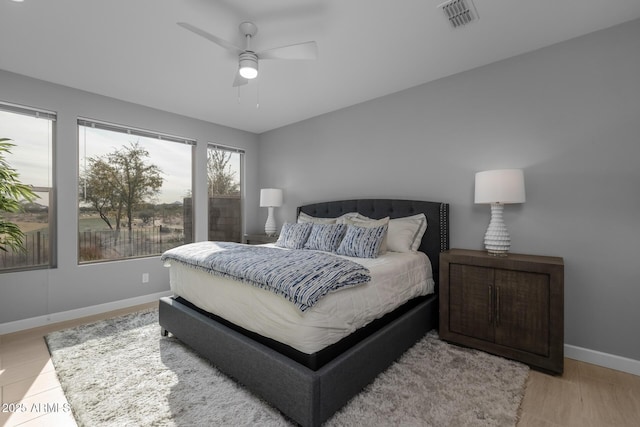 bedroom featuring ceiling fan