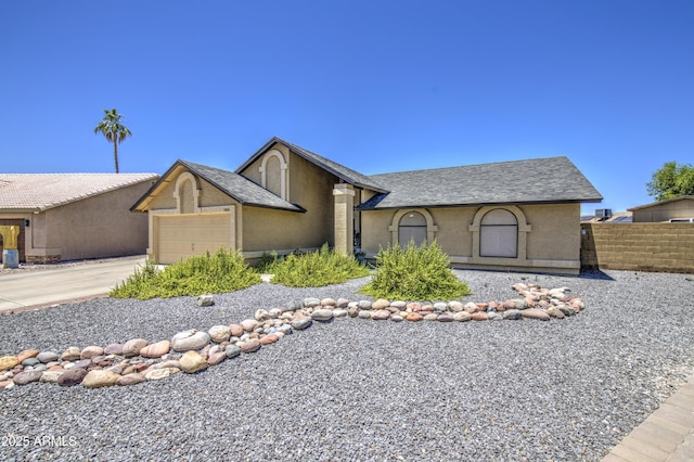5424 E Florian Ave, Mesa, AZ 85206 - view of front facade with a garage and driveway