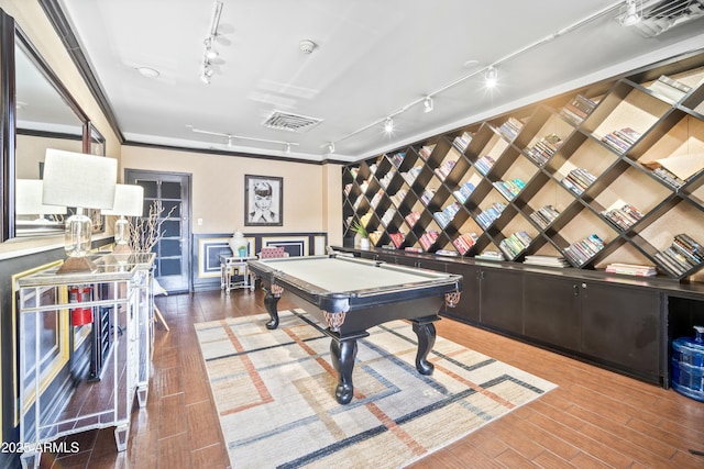 playroom featuring wood finish floors, pool table, visible vents, and rail lighting