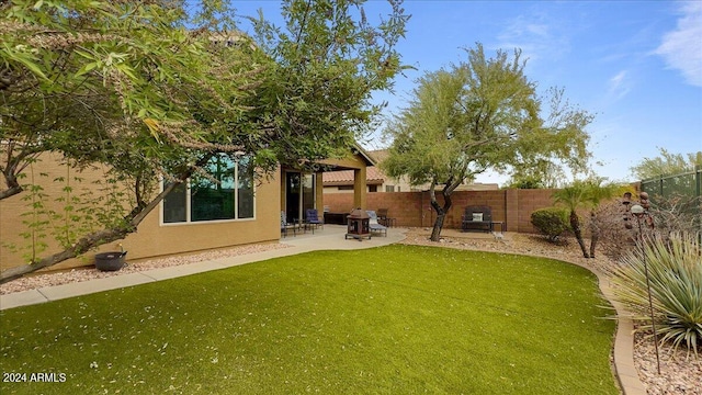 view of yard with a patio