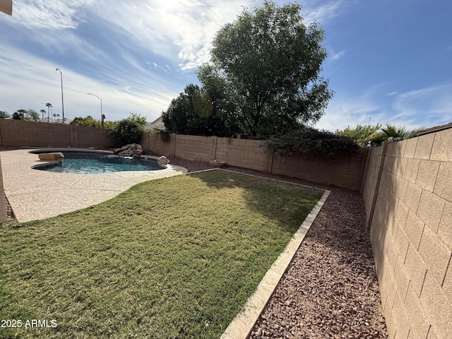 9511 E Kiva Ave, Mesa, AZ 85209 - view of yard