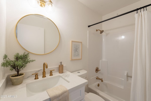 3118 S Los Altos Dr, Mesa, AZ 85202 - full bathroom featuring toilet, vanity, and shower / bath combo