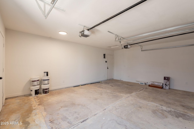 3118 S Los Altos Dr, Mesa, AZ 85202 - garage with a garage door opener