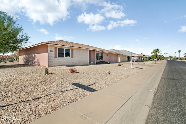 view of front of property