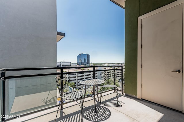 3131 N Central Ave Unit 7004, Phoenix, AZ 85012 - balcony featuring a city view