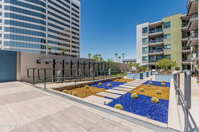 3131 N Central Ave Unit 7004, Phoenix, AZ 85012 - view of pool
