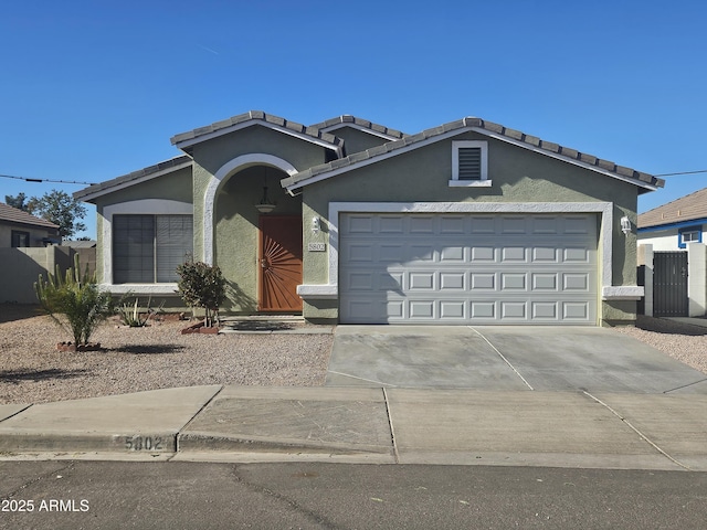 view of front facade with a garage