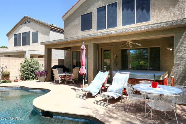 4321 E Desert Sky Ct, Cave Creek, AZ 85331 - view of patio with fence, a ceiling fan, and a hot tub