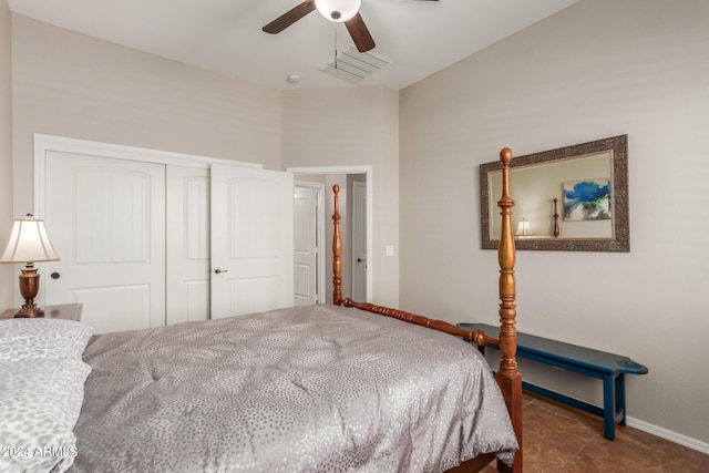 bedroom featuring a closet and ceiling fan