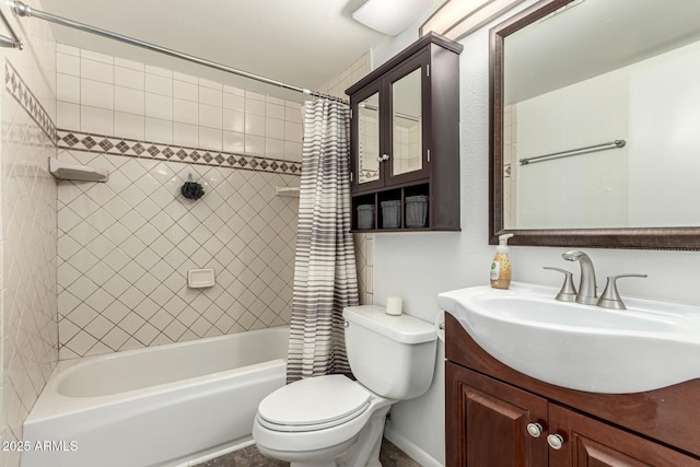 3358 W Sandra Ter, Phoenix, AZ 85053 - bathroom featuring toilet, vanity, and shower / bathtub combination with curtain