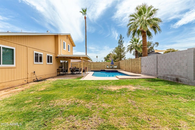 3358 W Sandra Ter, Phoenix, AZ 85053 - view of yard with a patio area