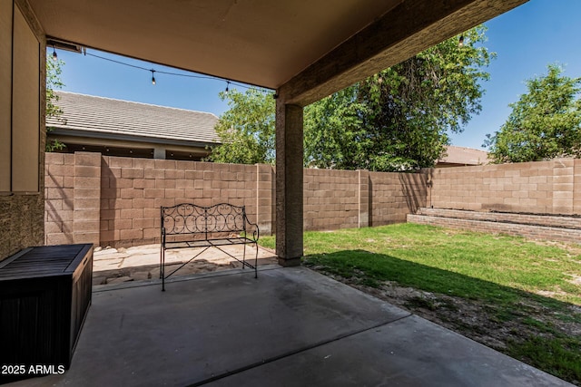 609 S 122nd Dr, Avondale, AZ 85323 - fenced backyard featuring a patio