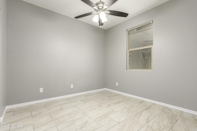 empty room featuring ceiling fan