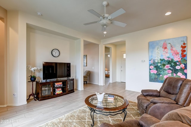 12935 E Ramos St, Dewey, AZ 86327 - living room with light wood-type flooring, a ceiling fan, recessed lighting, and baseboards