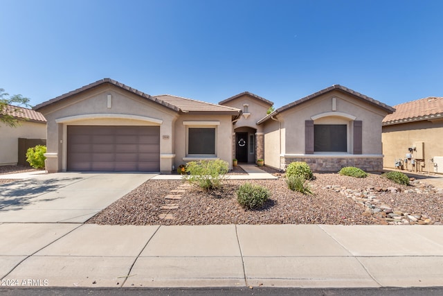 view of front of house featuring a garage