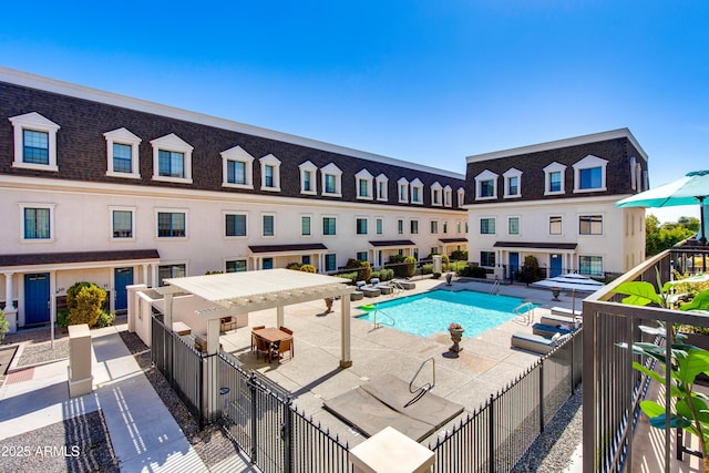 4438 N 27th St Unit 27, Phoenix, AZ 85016 - community pool with a patio