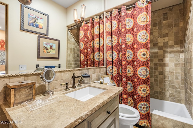 51238 N Pinal Ranch Rd, Miami, AZ 85539 - bathroom with tasteful backsplash, shower / bath combination with curtain, vanity, and toilet