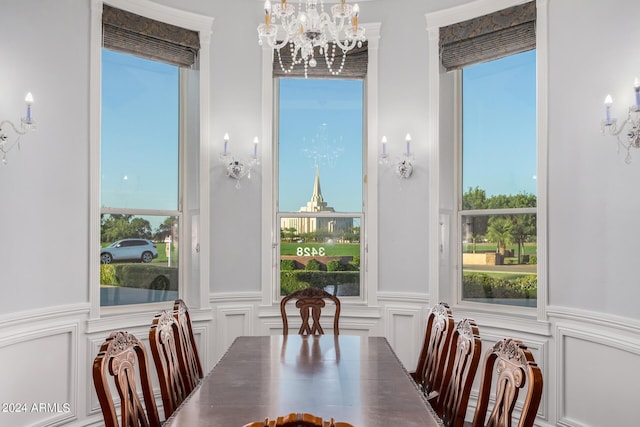 dining space with a wealth of natural light