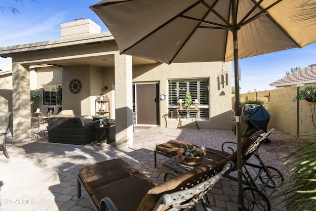 view of patio with outdoor lounge area