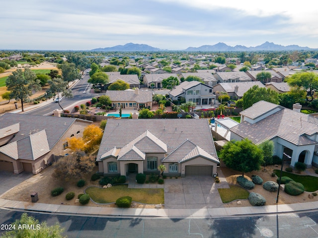 bird's eye view with a mountain view