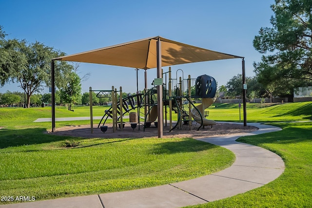 3062 E Cullumber St, Gilbert, AZ 85234 - community play area with a lawn