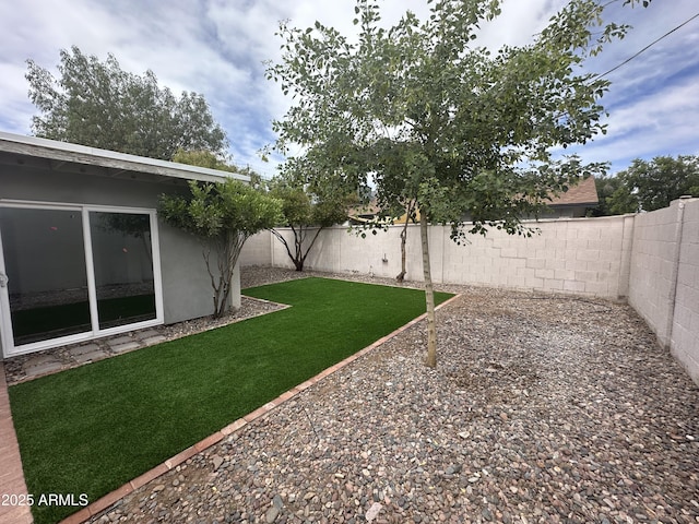 6629 N Majorca Way E, Phoenix, AZ 85016 - view of yard