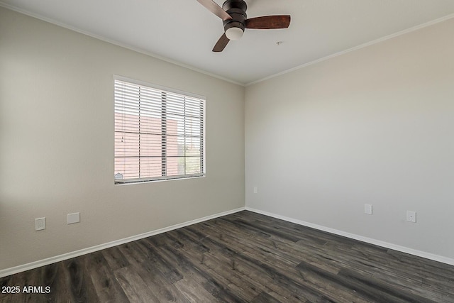 unfurnished room featuring baseboards, dark wood-style flooring, and ceiling fan