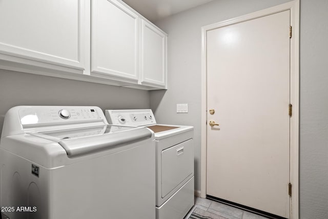 4462 E Dale Ln, Cave Creek, AZ 85331 - laundry area with washing machine and clothes dryer, cabinet space, and light tile patterned floors
