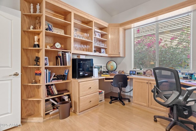 4462 E Dale Ln, Cave Creek, AZ 85331 - office space with light wood finished floors, healthy amount of natural light, and built in study area