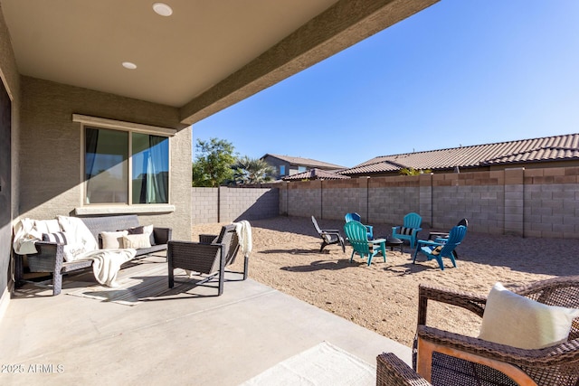 view of patio with outdoor lounge area