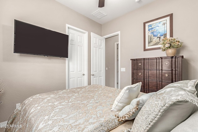 bedroom featuring ceiling fan